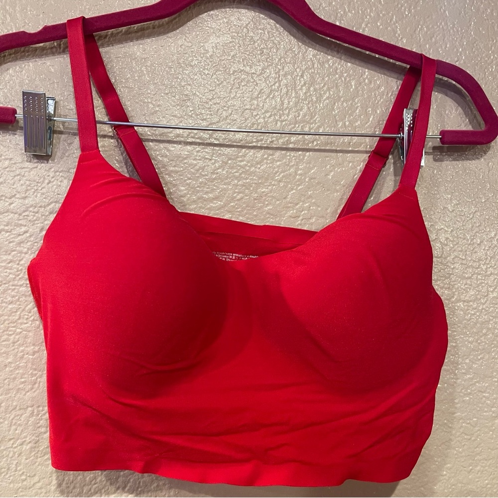 VS PINK wireless lightly lined longline bra